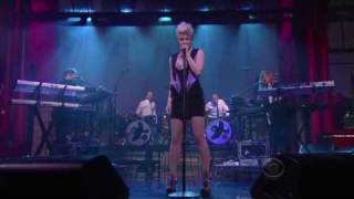 robyn dancing on my own live late night david letterman [upl. by Noreht]