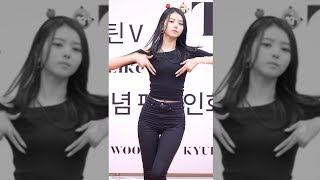 180610 프리스틴V PRISTIN V 나영 Nayoung 세로직캠  네 멋대로 Get It  Fancam  분당 AK프라자 팬사인회 [upl. by Yllen]