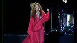 Shakira  No  Live in Dubai 2007 [upl. by Sivar]