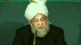 Ahmadiyya Khalifa about difference between Ahmadiyya and other sects [upl. by Serafina]