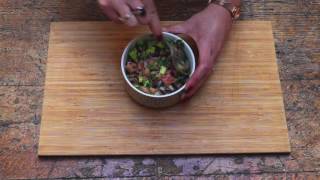 Recette ✈ TARTARE Saumon et Avocat [upl. by Ayatahs]