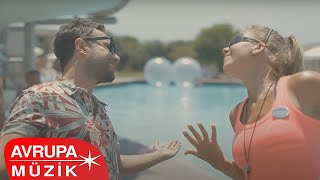 Özgün  Tatil Official Video [upl. by Eden601]