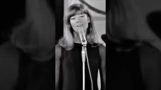 Françoise Hardy  Tous les garçons et les filles [upl. by Kolva965]