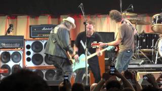 Pearl Jam with Neil Young  Rockin in the free world live Toronto 2011 [upl. by Belac143]