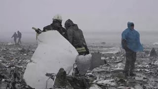 Investigators probe Russia plane crash that killed 62 [upl. by Luckett41]