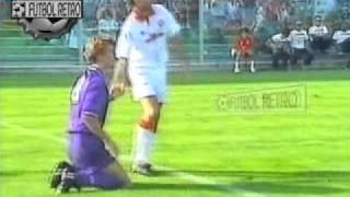 Fiorentina 7 vs Ancona 1 Serie A 199293 Batistuta vs Ruggeri FUTBOL RETRO TV [upl. by Orat]