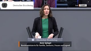 Debatte zum Frauen­tag Deutschland kommt nur langsam voran [upl. by Jaan]