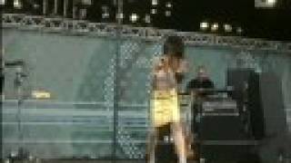 PJ Harvey Somebodys Down Somebodys Name live Werchter 01 [upl. by Engracia700]