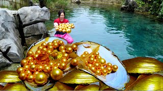 😱🎁The girl pried open the sparkling giant clam and harvested the largest and most beautiful pearls [upl. by Eidnalem]