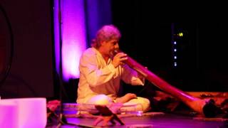 Festival zen Paris 2014  Vasistha au didgeridoo [upl. by Atnuhs279]