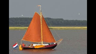 Zeiland un magnifique Zeeschouw platbodem hollandais à dérives de 10m des Pays Bas en Bretagne [upl. by Eisteb]