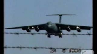 Starlifter C141 Landing at Tempelhof 1990 Open Day [upl. by Alra]