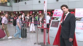 TipClip Start zomervakantie op Düsseldorf Airport [upl. by Gnehs]