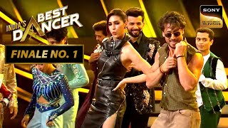 Indias Best Dancer S3  Tiger Shroff और Kriti Sanon ने लगाए Dancers के साथ ठुमके  Best Moments [upl. by Ettenaj]