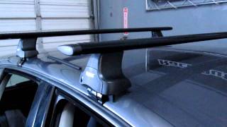 Volkswagen Golf with Thule Rapid Traverse Black AeroBlade Base Roof Rack by Rack Outfitters [upl. by Dodi]