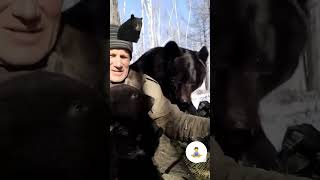 Саша и Маша russia sakhalin fishing island рыбалка остров bear медведь машаимедведь [upl. by Dorette]