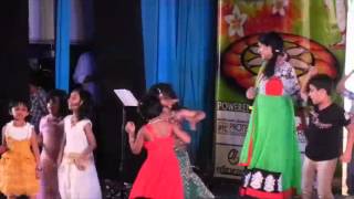 Sumi Aravind singing Ayalathe veetile at Indian Association Sharjah [upl. by Philina]