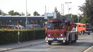 Hauptübung FF Ladenburg ausrücken der Einsatzkräfte an der Feuerwache [upl. by Brass652]