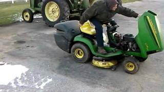 john deere LTR180 lawn mower with bagger [upl. by Idaline653]