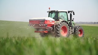 KUHN New AXIS series 2  Fertiliser Spreaders In action [upl. by Lally]