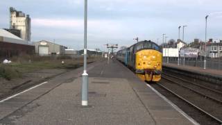 Lowestoft railway station  Suffolk  England Feat quotThe short hauled setquot [upl. by Ahsyla]