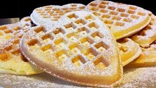 Waffel  Le video ricette di Lara [upl. by Rosabella406]