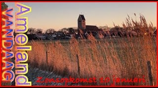 Zonsopkomst 10 januari  De zon komt op boven Ameland  Gezien vanuit Hollum [upl. by Okihsoy]