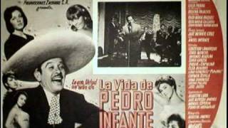 PEDRO INFANTE  EL GAVILAN POLLERO [upl. by Enelrats]