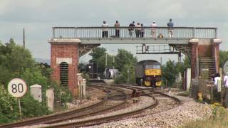 The Devonian 70013 Oliver Cromwell passes Dawlish Warren 25th July 2009  HD [upl. by Korwun993]