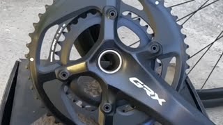 Shimano GRX810 vs GRX600 Crankset [upl. by Yattirb]