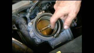 How To Quick Clean a Throttle Body [upl. by Eirret]