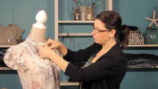 How to Tie the Neck at the Top of a Blouse  Rockin Style Tips [upl. by Haberman]