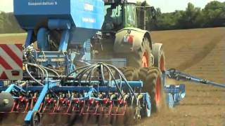 LEMKEN CompactSolitair 9H  9Z  Combiné pneumatique rapide traîné [upl. by Arod]