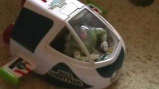 Vintage Toy Story Buzz Lightyear Ship with Buzz Lightyear figure review [upl. by Hirza]