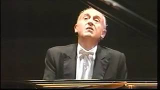 Maurizio Pollini  Beethoven Piano Sonatas op 109 110 111  video 1998 [upl. by Iemaj251]