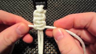 Easy Paracord Bracelet Tutorial [upl. by Aratas342]