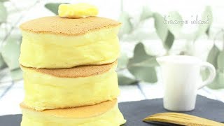 Super Fluffy Japanese Jiggly Pancakes AKA Soufflé Pancakes Recipe  d for delicious [upl. by Barnebas]