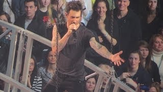 Maroon 5 Stereo Hearts Live in Toronto [upl. by Evyn]