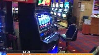 Une lyonnaise gagne 3 millions au casino [upl. by Asatan687]