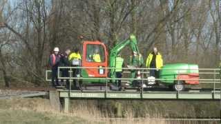 Waterhuizen  Trein botst op graafmachine langs spoor bij Waterhuizen [upl. by Anesuza]