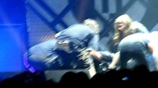 MACHINE HEAD 121208 Sheffield Halo PHIL DEMMEL COLLAPSES [upl. by Eupheemia]