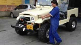 Toyota FJ40 en fase final [upl. by Faustus]