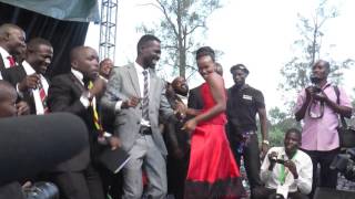 BOBI WINE AND BARBIE DANCE FOR VICTORY  OMWANA WA MAAMA [upl. by Sheehan]