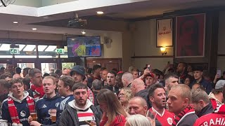 United  Spurs pre match atmosphere in Bishop Blaize yes the tourist pub [upl. by Aititel]