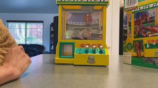 Claw Machine Game Candy Grabber amp Prize Dispenser Vending Machine Toy Review Fun but… the sound c [upl. by Ashlan]