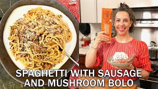 Spaghetti with Sausage and Mushroom Bolo [upl. by Shepley]