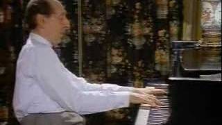 VLADIMIR HOROWITZ PLAYS SCRIABIN quotVerse la flammequot [upl. by Anivlek491]