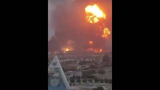 Israeli army launches air raids on Yemen’s Ras Isa and Hodeidah [upl. by Panaggio]