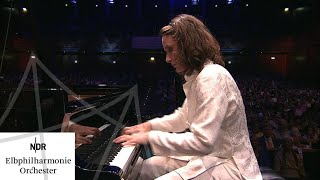 Schumann Klavierkonzert  Hélène Grimaud  Thomas Hengelbrock  NDR Elbphilharmonie Orchester [upl. by Higgs]