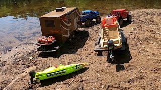 Rc boat LAUNCHSEADOORACING BOATCAMPER TRAILER TRX4SCX 10ADVENTURE [upl. by Martres]